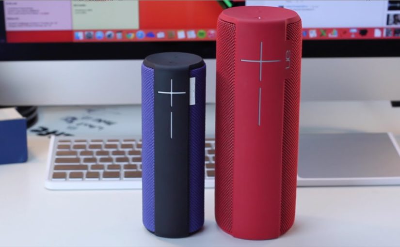 两个 Ultimate Ears Megaboom 扬声器