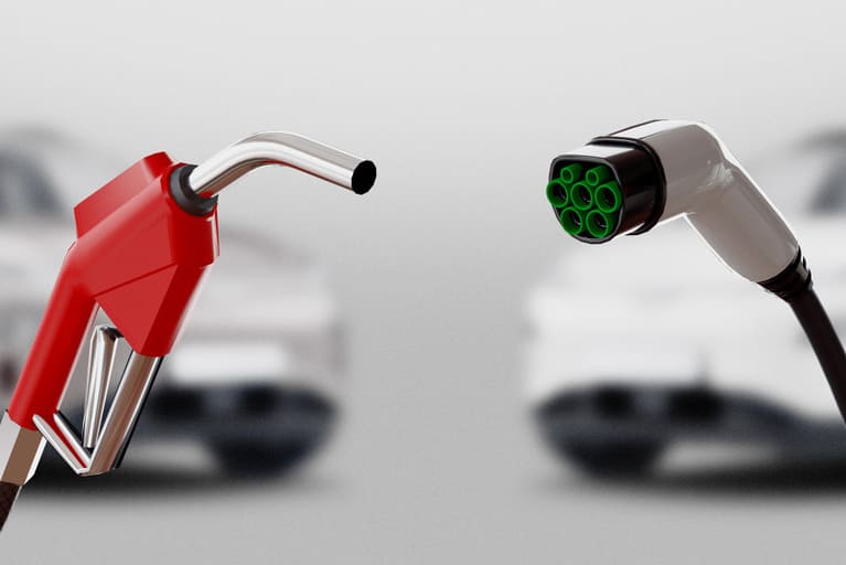 汽油 vs 电动