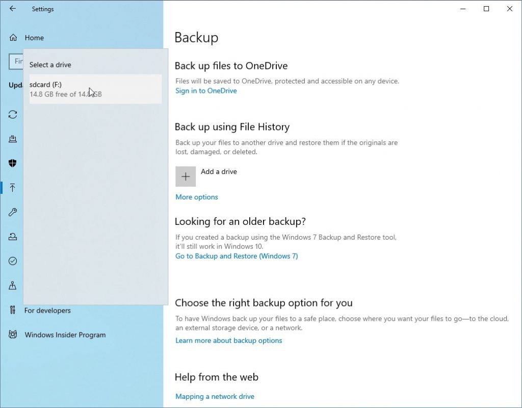 选择 Windows 10 的文件历史记录将存储备份的驱动器。