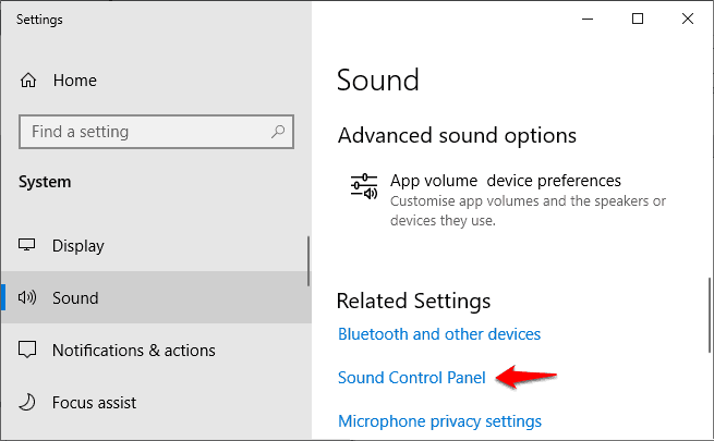 如何在 Windows 10 上提高低音