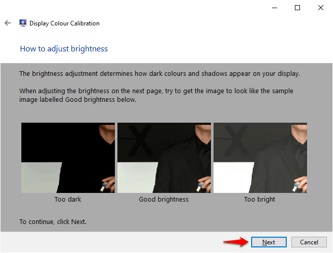 为什么我的电脑屏幕在 Windows 10 上比平时更暗