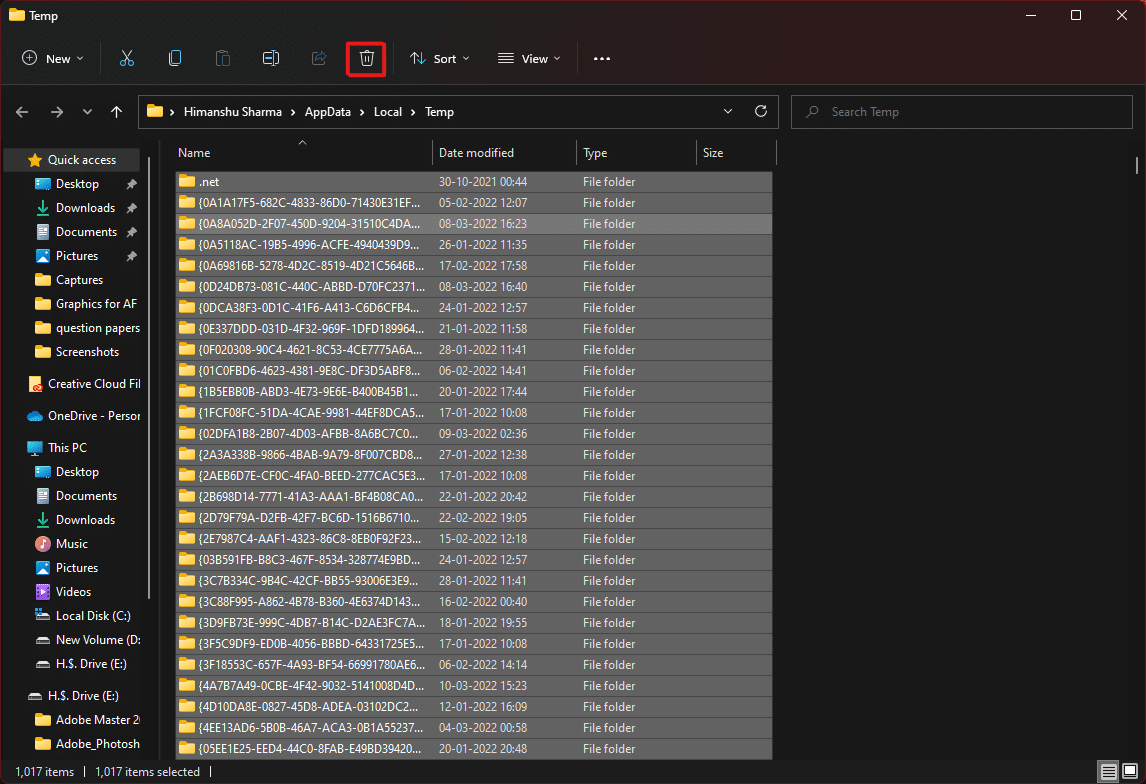 临时文件文件夹将打开。 按 Ctrl + A 组合键以选择所有文件，然后单击顶部窗格中的删除选项以删除选定的文件