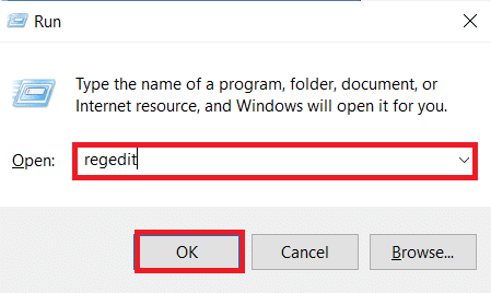 在“运行”对话框中键入 regedit。 修复 Windows 键已禁用